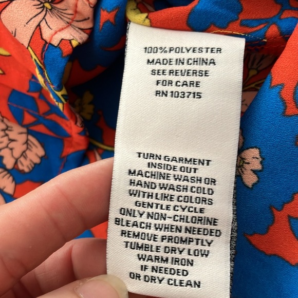 Nanette Lepore red multicolor floral blouse Size XS feels like medium size - Picture 15 of 16